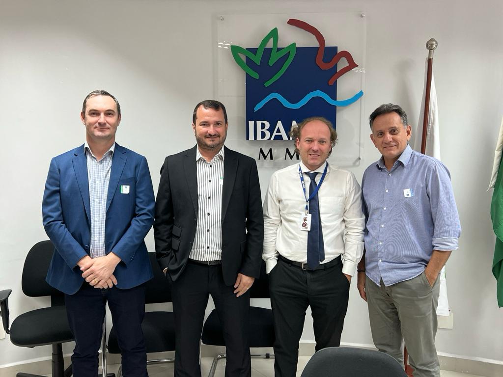 Em reunião com presidente do Ibama, Fórum pede solução para impasse da exportação do cedro rosa